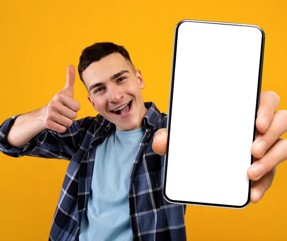 social media marketing in nevada - man holding phone